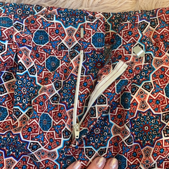 Red and blue patterned pants not sure the brand or size fits x small or small - Picture 3 of 5